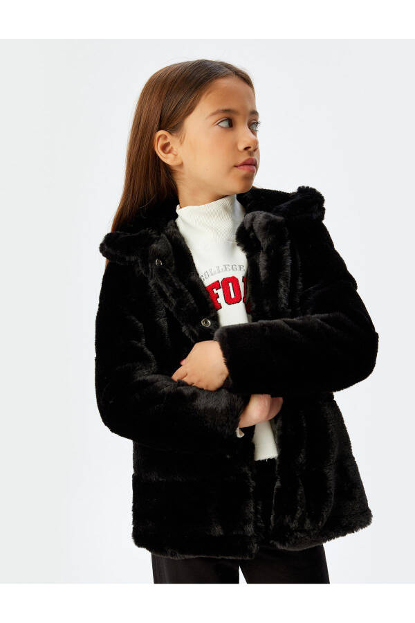 Faux fur jacket, baby collar, long sleeve. - 2