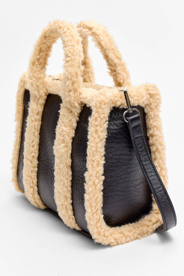 Faux fur tote bag - 4