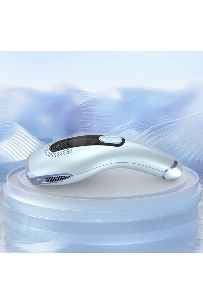 First Class - Unlimited Pulse IPL with Special Sapphire Ice Head Technology - 6