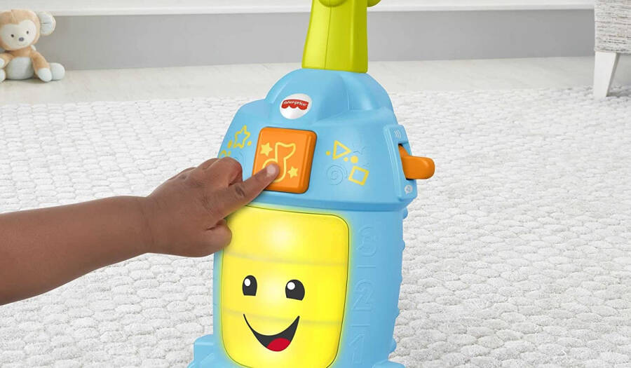 Fisher Price Eğlen ve Öğren Serisinden Türkçe Konuşan Neşeli Süpürge - 7