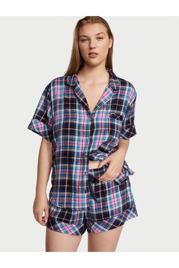 Flanel Şortlu Pijama Takımı - 1