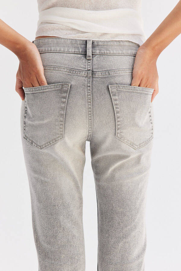 Flared High Rise Jeans - 2