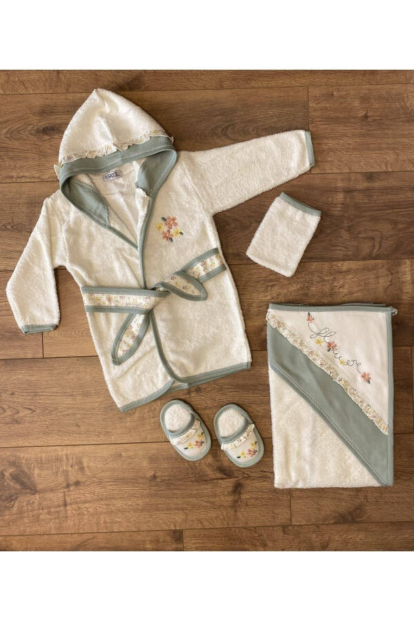 Flower Embroidered Gaye Baby Towel Bathrobe Set Organic Antibacterial - Baby Birth Gift - 8