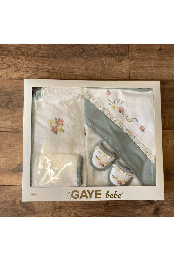 Flower Embroidered Gaye Baby Towel Bathrobe Set Organic Antibacterial - Baby Birth Gift - 10