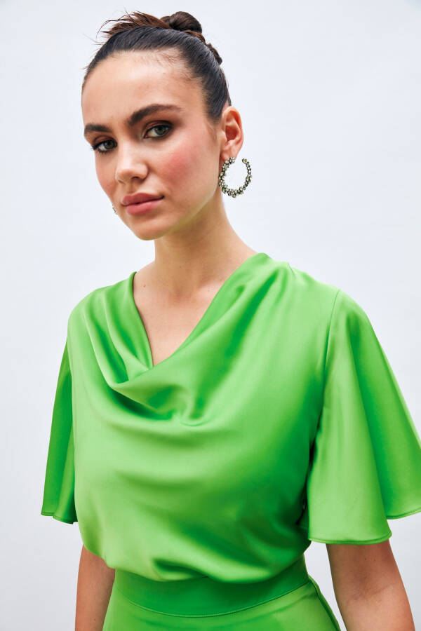 Flowy Satin Blouse with Decollete Neckline - LIGHT GREEN - 10