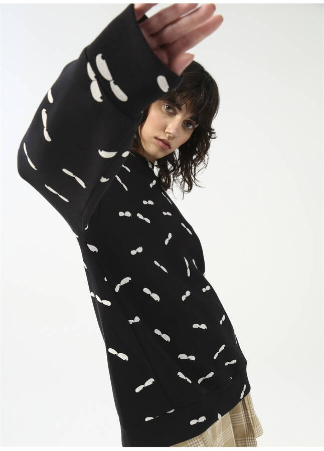 Fluffy Bisiklet Yaka Oversize Siyah Kadın Sweatshirt FFY-24 - 10