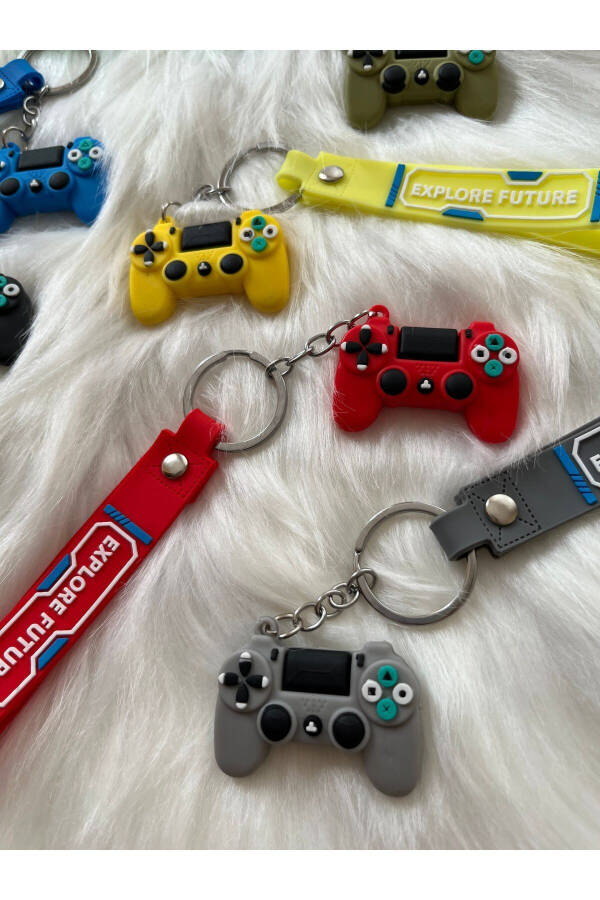 Gamepad Keychain (Randomly Shipped) - 4