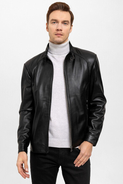 Genuine leather men's jacket with black jade collar buckle. - 1