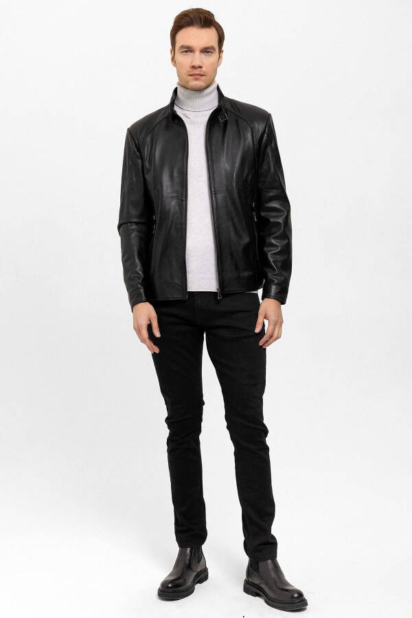 Genuine leather men's jacket with black jade collar buckle. - 4