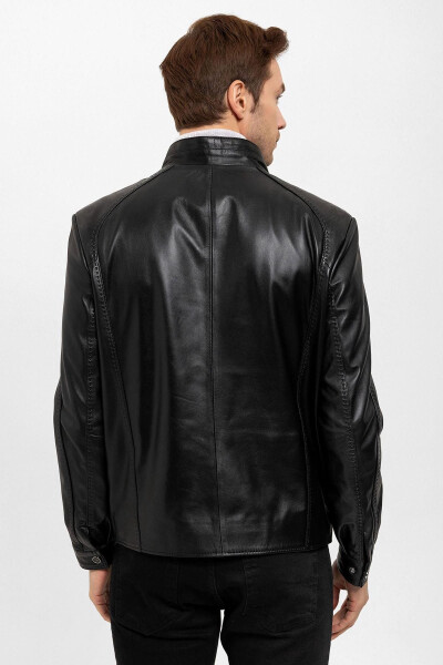 Genuine leather men's jacket with black jade collar buckle. - 5