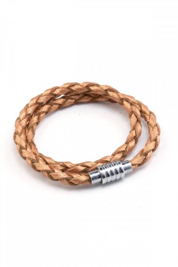 Genuine leather woven bracelet with magnetic closure. - 1