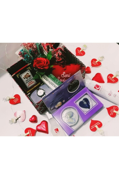 Gift for Girlfriend 14th February Valentine's Day Gift Birthday Set - 1