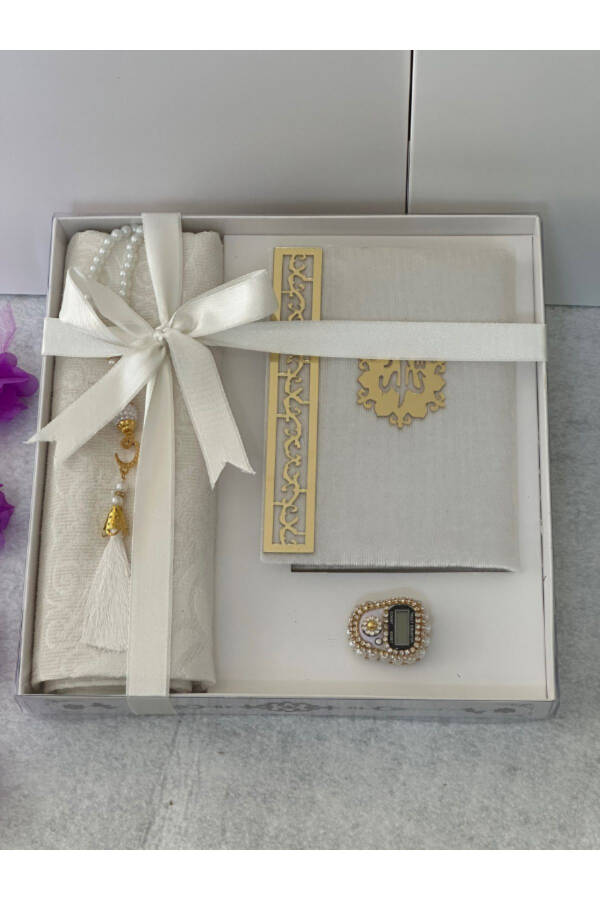 Gift set with prayer beads and a prayer counter. - 2