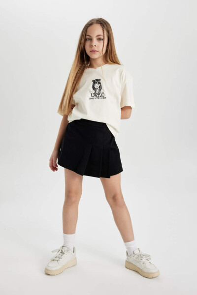 Girls' 2-piece set, black short-sleeved t-shirt and skirt. - 2