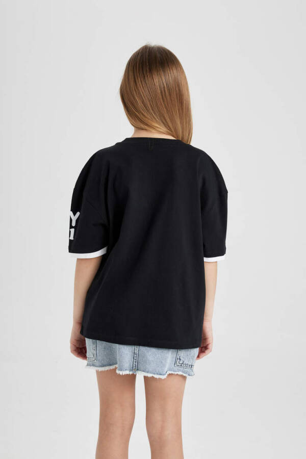 Girls' Oversize Fit Printed Short Sleeve T-Shirt Black - 6