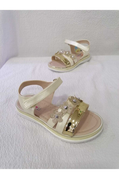 Girls' Sandal with Glittery Flowers and Padded Sole - 2