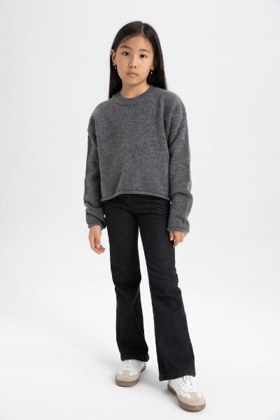 Girls' Standard Fit Crew Neck Sweater C6908A824AU - 2