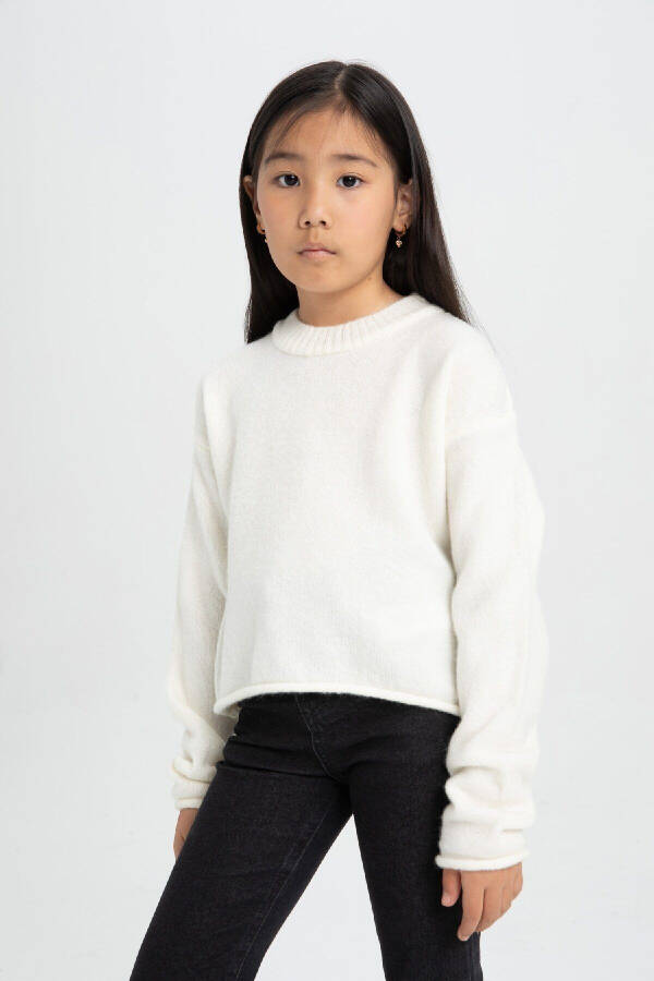 Girl's Standard Fit Crew Neck Sweater C6908A824AU - 3