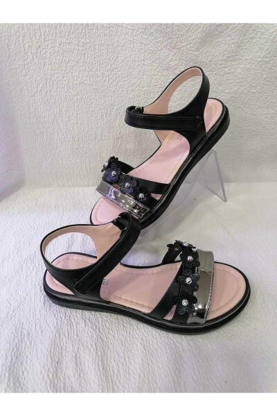 Glittery Flower Padded Sole Girl Sandals - 2