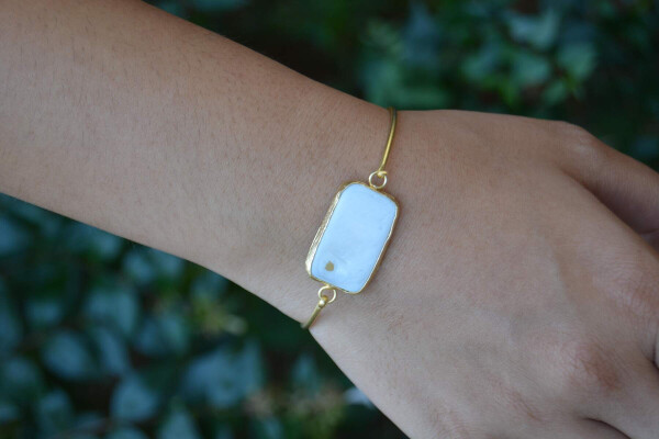 Gold Plated Women's Bracelet with Mother-of-Pearl - 4