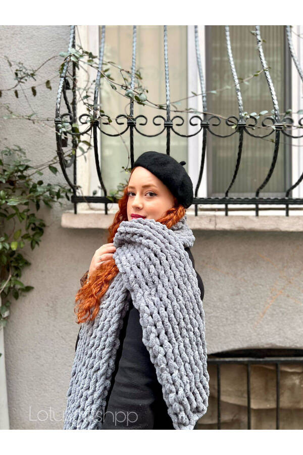 Gray Puffy Thermal Plush Scarf (color customizable) - 1