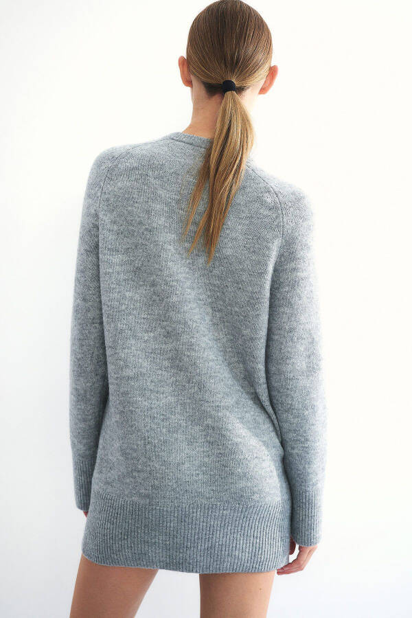 Gray sweater dress. - 5