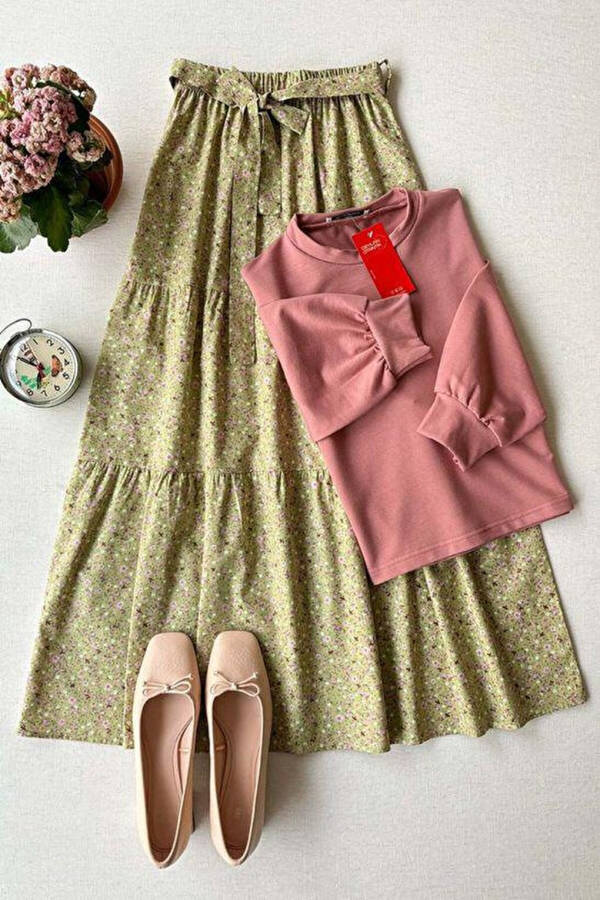 Green Small Flowered Layered Skirt & Rose Pink 2 Yarn Crop Set - 1