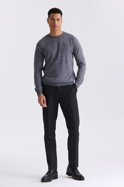 Grey Regular Fit Crew Neck Knit Sweater - 2