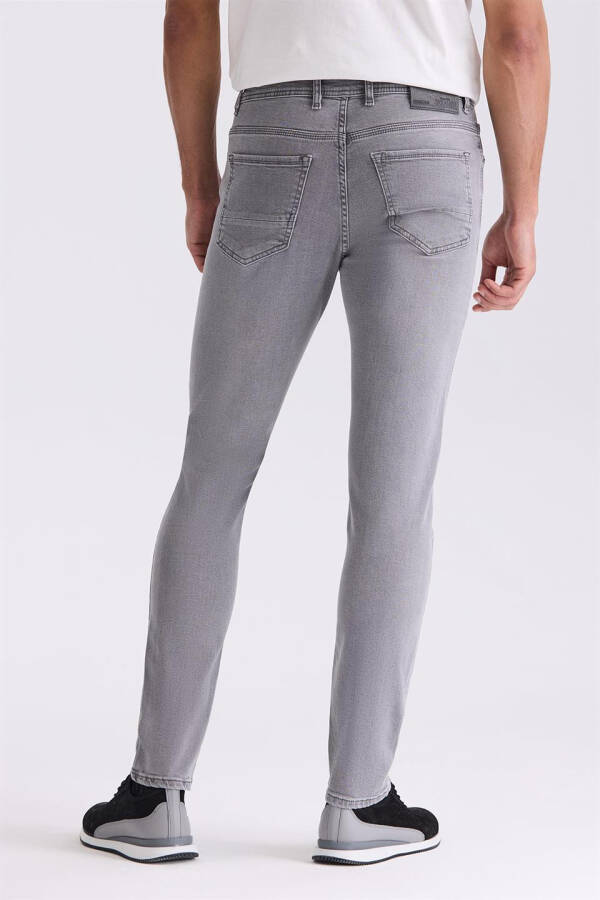 Gri Slim Fit Likralı Pamuklu Yıkamalı Jean Kot Pantolon - 4