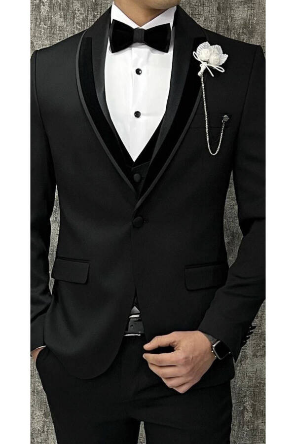 Groom's Suit Large Size Tuxedo - 3