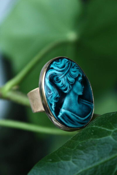 Hand-Carved Cameo Adjustable Ring - 2