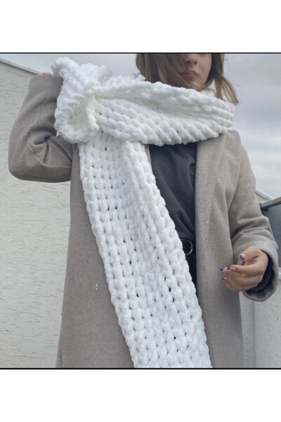 Hand knitted scarf - 1