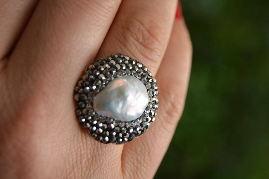 Handmade Adjustable Gum Pearl Women's Ring - 4