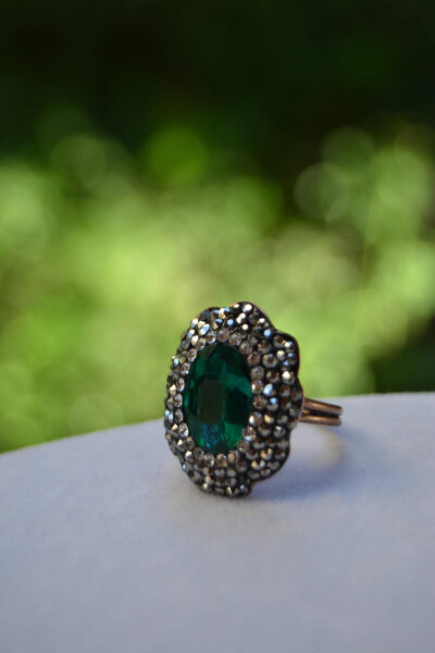 Handmade Adjustable Ring for Women with Green Crystal Stone - 2