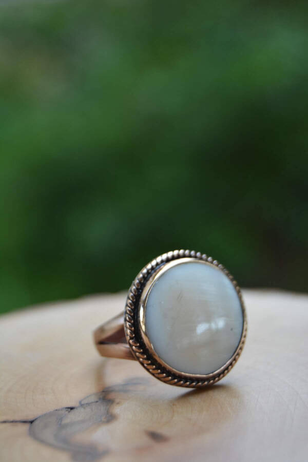 Handmade Mother of Pearl Natural Stone Adjustable Women's Ring - 2