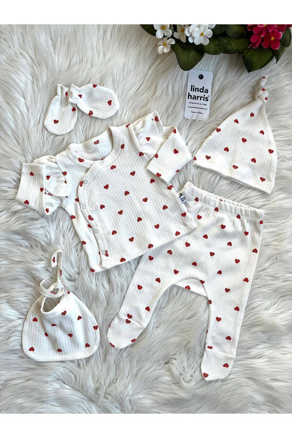 Heart Pattern 5-Piece Newborn Girl Hospital Discharge Set - 5