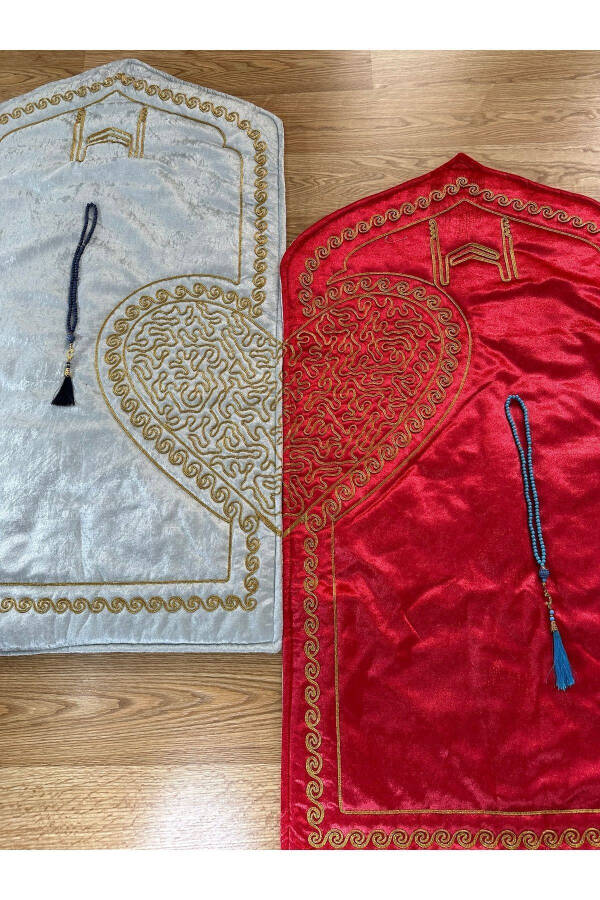 Heart-shaped double prayer rug, dowry and gift velvet prayer rug. - 6