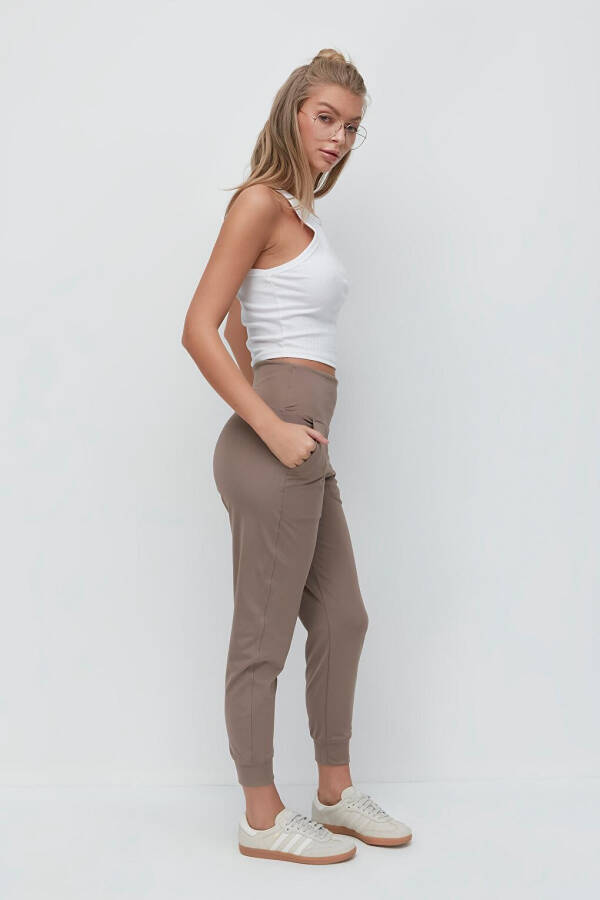 High Waist Cuffed Jogger Sweatpants 811 Brown - 2