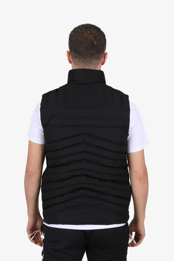 Hmlwinner Men's Black Vest - 11