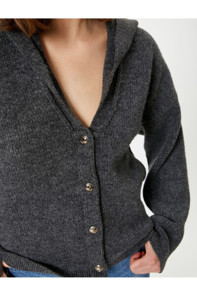 Hooded Cardigan with V Neck and Buttons - 11