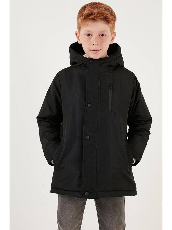 Hooded Jacket with Zippered Pockets 6492325 - 2