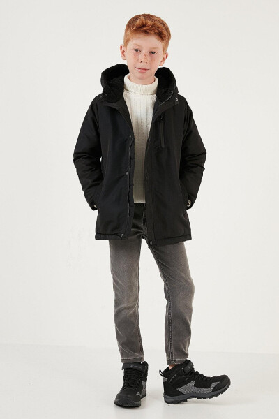 Hooded Jacket with Zippered Pockets 6492325 - 10