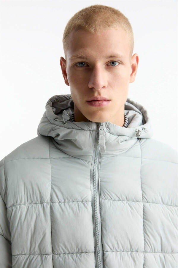 Hooded lightweight puffer jacket - 6