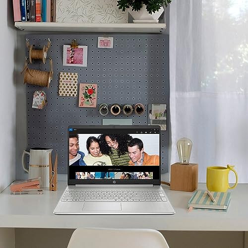 HP Laptop, 15.6'' İş ve Öğrenci Dizüstü Bilgisayarı, Windows 11 Home Dizüstü Bilgisayar, Microsoft Office Ömür Boyu Lisansı ile, AMD Ryzen 3 Dört Çekirdekli, 40GB RAM 1TB SSD, Sayısal Tuş Takımı, Plusera Kulaklık, Gümüş - 7