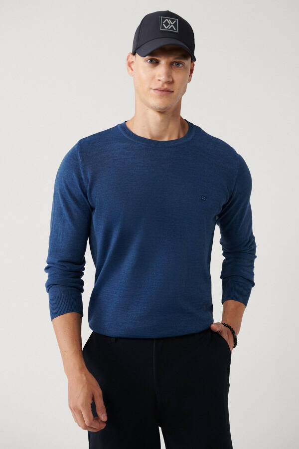 Indigo Knit Sweater (Crew Neck) - 3