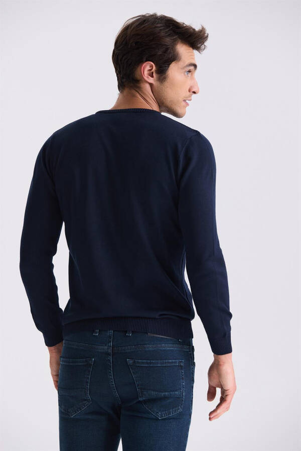 Indigo Slim Fit Crew Neck Patterned Knit Sweater - 8