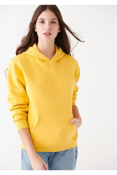 Kadın Kapüşonlu Sarı Basic Sweatshirt 167299-71339 - 1