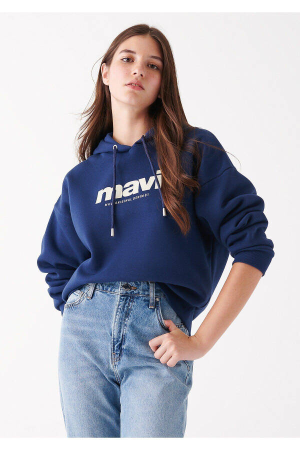 Kadın Mavi Logo Baskılı Kapüşonlu Lacivert Sweatshirt 168334-70488 - 1