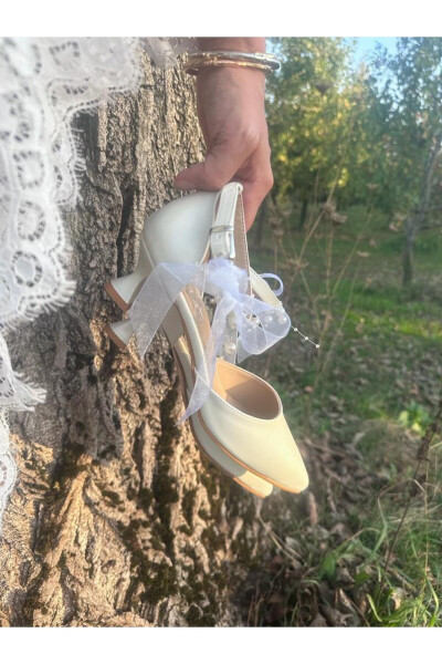 Kadın Sedef Kırık Beyaz Rahat 5 Cm Kadeh Topuklu Incili Stiletto Gelin Ayakkabısı - 2