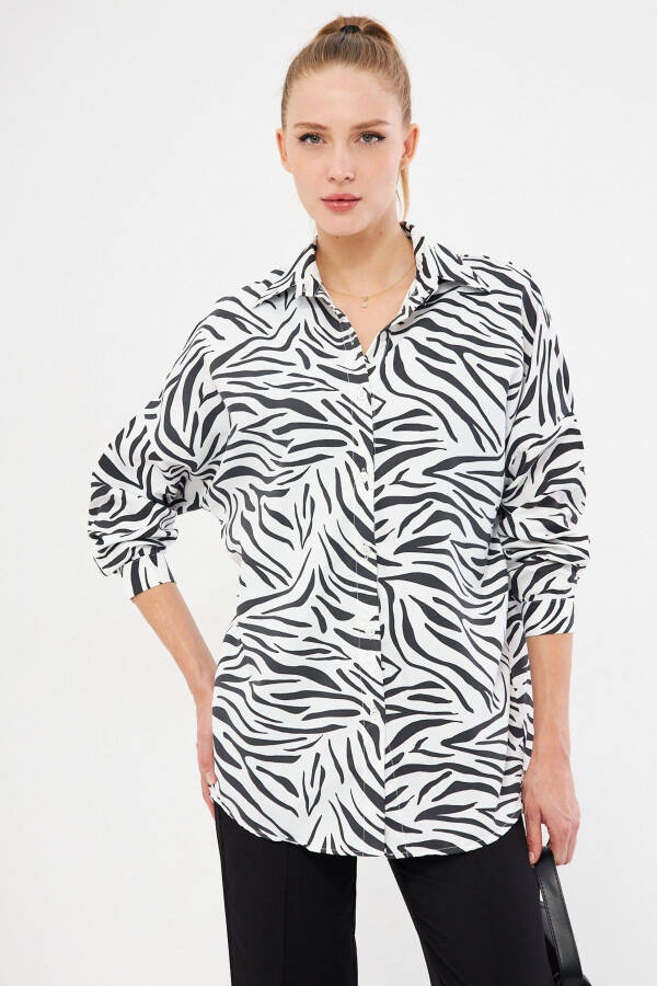 Kadın Siyah Zebra Desen Oversize Uzun Basic Gömlek Arm-22Y001145 - 3